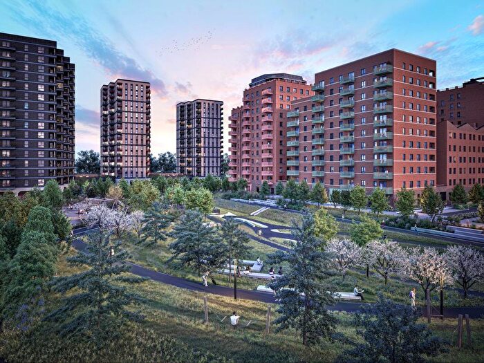 2 Bedroom Flat For Sale In Kent Avenue, Dagenham, RM9