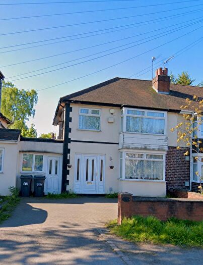 3 Bedroom Semi Detached House To Rent In Coventry Road, Birmingham, B26