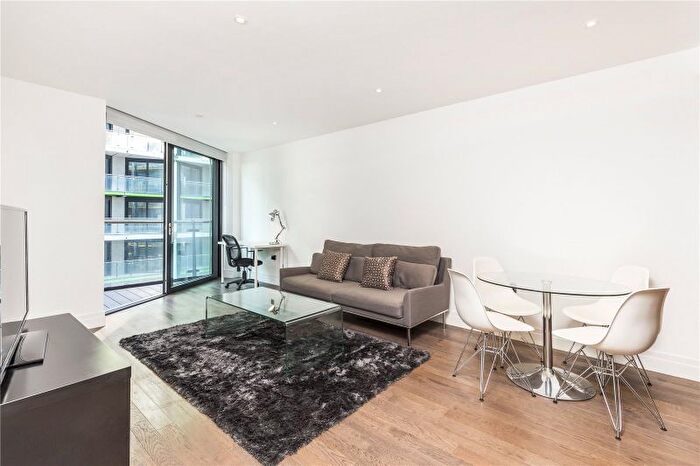 2 Bedroom Flat For Sale In Riverlight Three, Riverlight Quay, Nine Elms, London, SW11