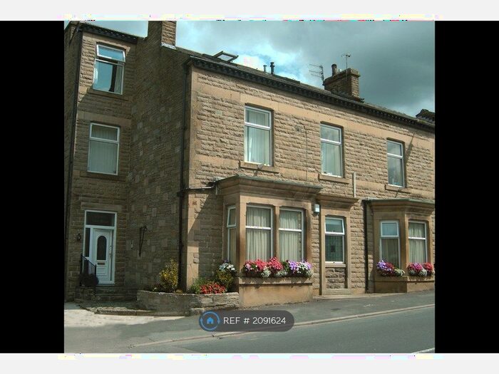 2 Bedroom Flat To Rent In Market Street, Ramsbottom, Bury, BL0