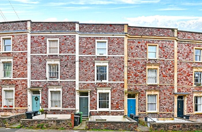 1 Bedroom Flat To Rent In Bellevue Crescent, Bristol, Somerset, BS8