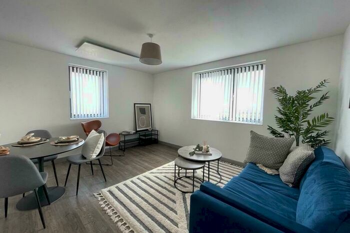 3 Bedroom Flat To Rent In Church Road, Liverpool, Merseyside, L22