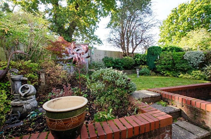 4 Bedroom Detached House For Sale In Monarch Way, West End, Southampton, SO30