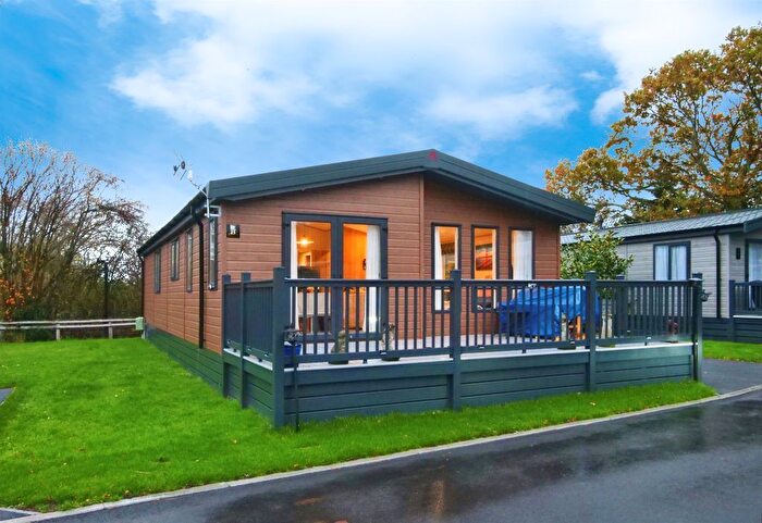 2 Bedroom Lodge For Sale In Sheriff Hutton Road, Strensall, York, YO32