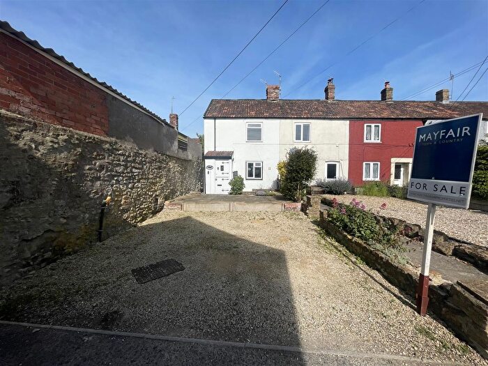 2 Bedroom Cottage For Sale In Henhayes Lane, Crewkerne - Driveway Parking, TA18