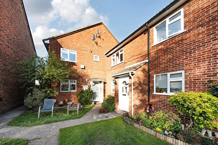2 Bedroom Maisonette For Sale In Tower Road, Bexleyheath, DA7