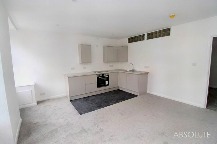 2 Bedroom Flat To Rent In Fore Street, St. Marychurch, TQ1