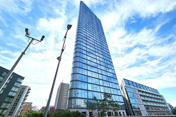 2 Bedroom Flat To Rent In Chronicle Tower B, City Road, EC1V