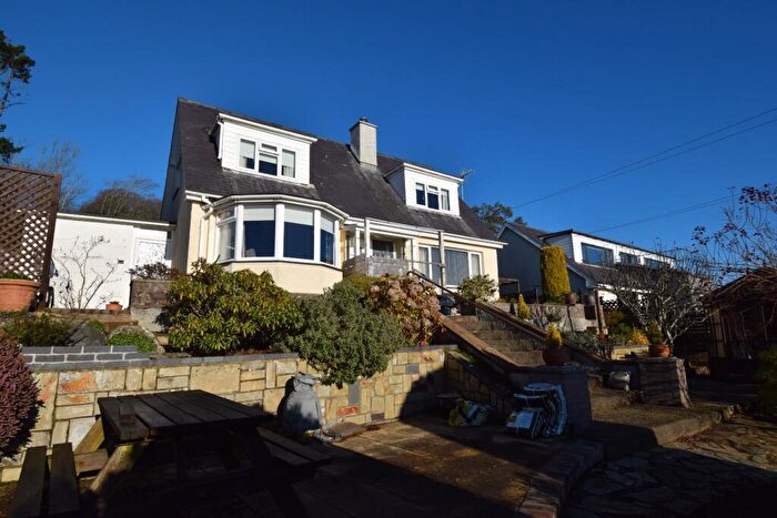 3 Bedroom Detached House For Sale In Lon Ednyfed, Criccieth, LL52