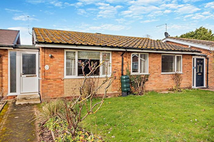 3 Bedroom Link Detached House For Sale In Orchard Place, Woodbridge, IP13