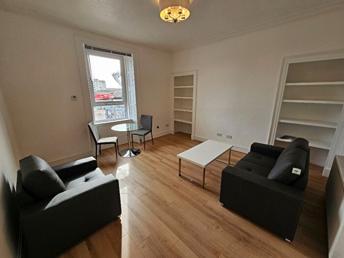 1 Bedroom Flat To Rent In Commerce Street, City Centre, Aberdeen, AB11