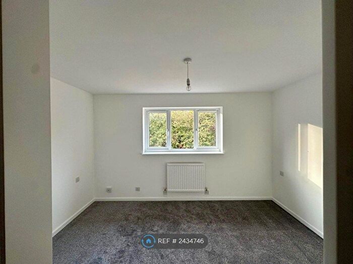 2 Bedroom End Of Terrace House To Rent In St. Pauls Close, Evesham, WR11