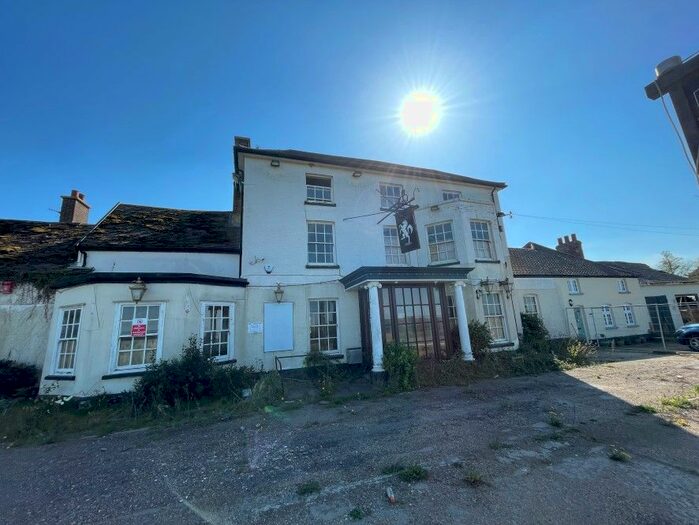 8 Bedroom Detached House For Sale In White Horse Inn, Newmarket Road, Risby, Suffolk, IP28