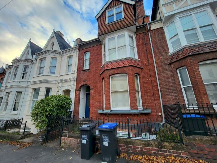 3 Bedroom Apartment To Rent In Flat, Dale Street, Leamington Spa, CV32