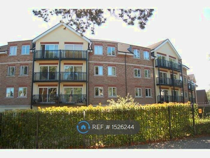 2 Bedroom Flat To Rent In Hansler Court, London, SW19