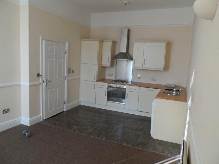 1 Bedroom Apartment To Rent In Catherine House, L8