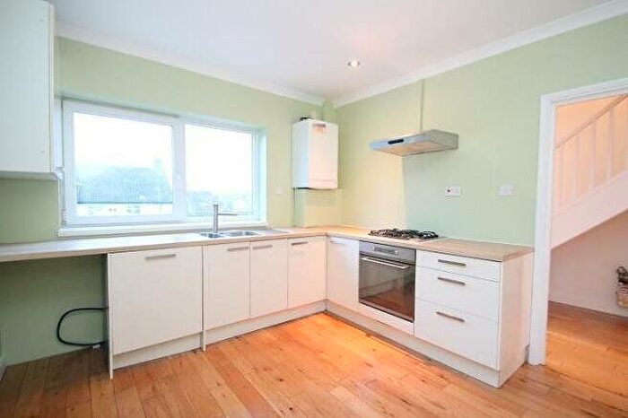 2 Bedroom Flat To Rent In Church Parade, Church Road, Ashford, Surrey, TW15