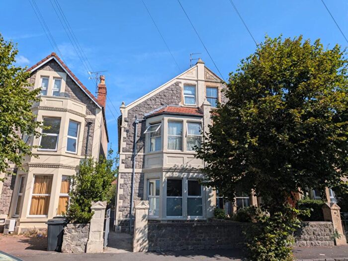 Studio To Rent In Flat, Moorland Road, Weston-super-Mare, Somerset, BS23