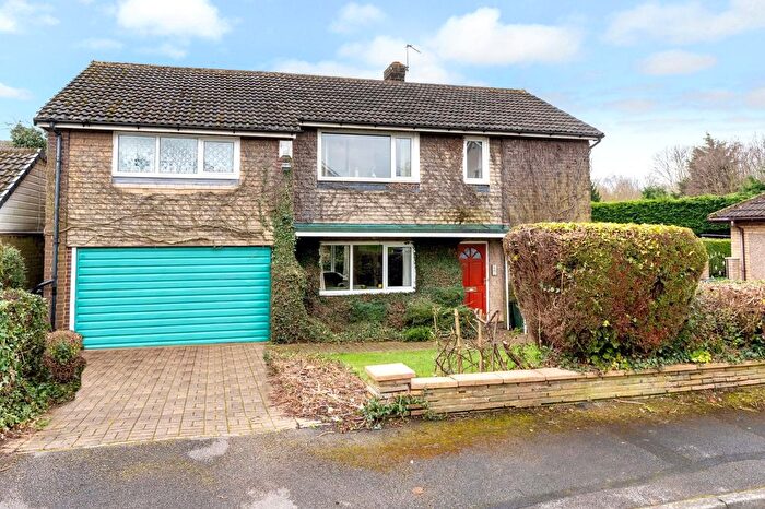 4 Bedroom Detached House For Sale In Ashlea Close, Garforth, Leeds, West Yorkshire, LS25