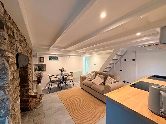 1 Bedroom Cottage For Sale In Elm Cottages, Laleston, Bridgend, CF32