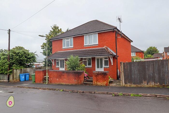 2 Bedroom Semi-Detached House To Rent In St. Christophers Road, Farnborough, Hampshire, GU14