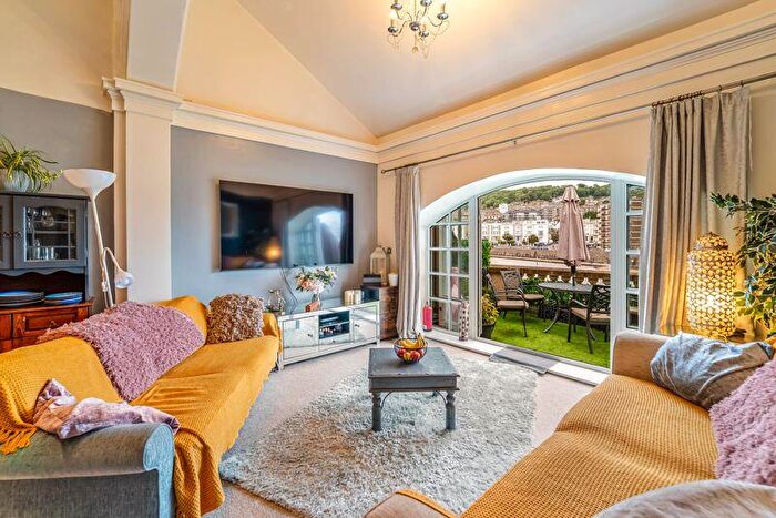 1 Bedroom Flat For Sale In Knightstone Causeway, Weston Super Mare - No Onward Chain, BS23
