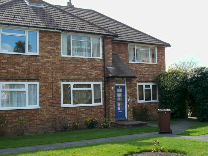 2 Bedroom Maisonette To Rent In Malcolm Court, Stanmore, HA7