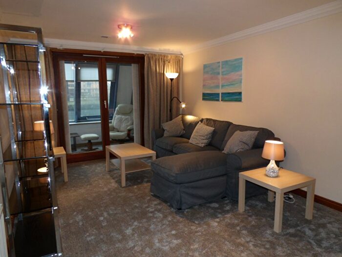 1 Bedroom Property To Rent In Lancefield Quay, Glasgow, G3