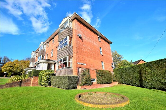 2 Bedroom Apartment To Rent In Flat Gadebridge Court, Warners End Road, Hemel Hempstead, Herts, HP1