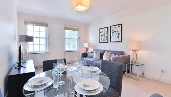 2 Bedroom Flat To Rent In Fulham Road, Chelsea, SW3