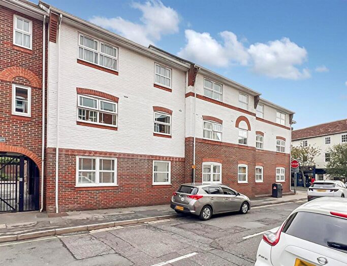 1 Bedroom Flat To Rent In Three Cuppes Lane, Salisbury, SP1