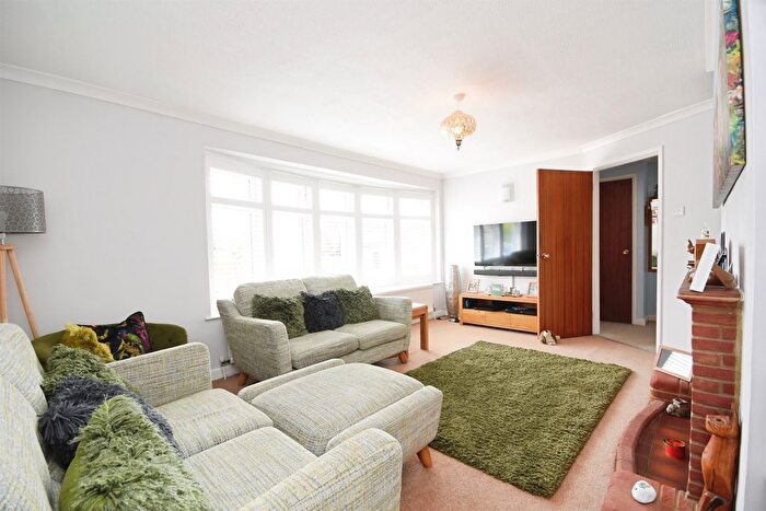 4 Bedroom Detached House For Sale In Buxton Road, Coggeshall, Colchester, CO6