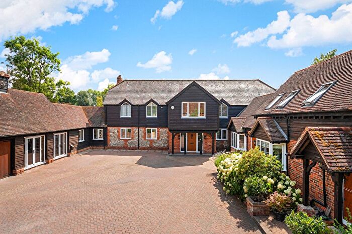 7 Bedroom Detached House For Sale In Church Road, Tadley, Hants, RG26