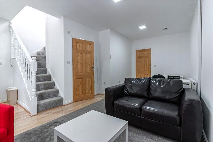 1 Bedroom Apartment To Rent In Oak Tree Lane, Birmingham, West Midlands, B29