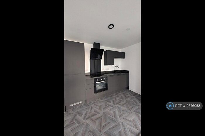 2 Bedroom Flat To Rent In Carnation Place Tulip Street, Nottingham, NG9