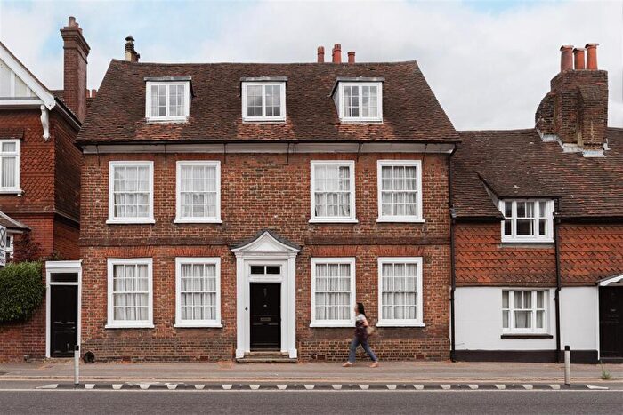 6 Bedroom Semi-Detached House For Sale In West Street, Reigate, RH2