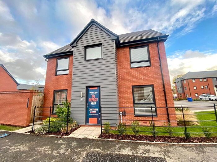 3 Bedroom Detached House For Sale In Lucas Green, Shirley, Solihull, West Midlands, B90