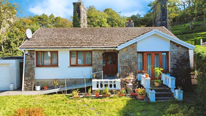 4 Bedroom Detached Bungalow For Sale In Meadow View, Blackmill, Bridgend, CF35