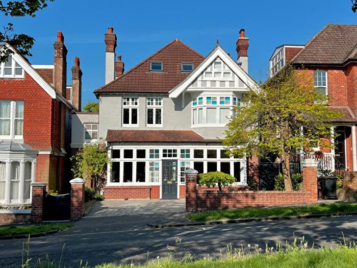 6 Bedroom Detached House For Sale In Surrenden Road, Brighton, East Sussex, BN1