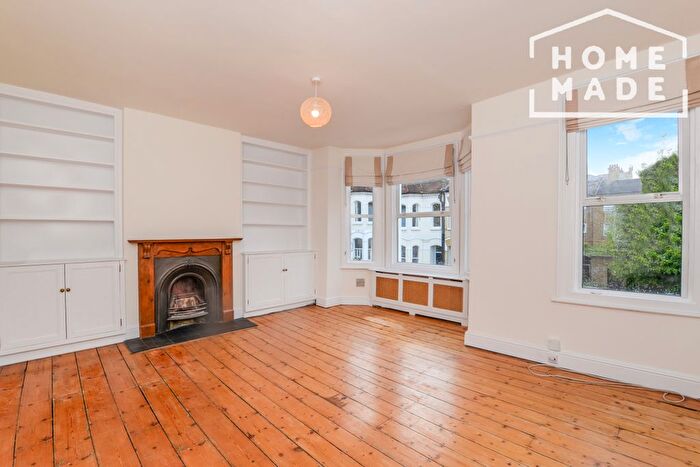 2 Bedroom Maisonette To Rent In Harbut Road, Clapham Junction, SW11