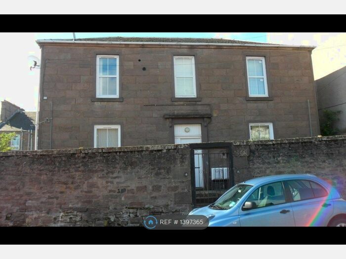 2 Bedroom Flat To Rent In Fleuchar Street, Dundee, DD2