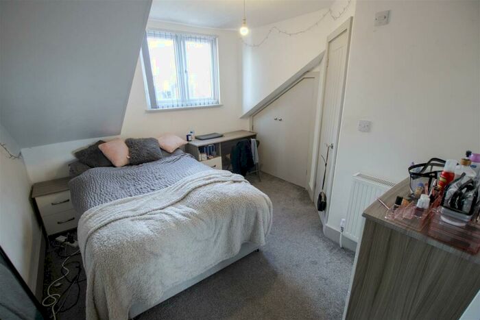 7 Bedroom House To Rent In Teignmouth Road, Birmingham, B29