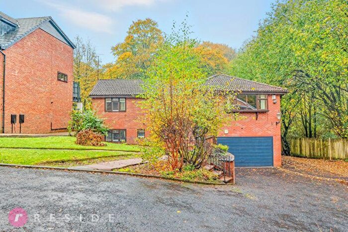 5 Bedroom Detached House For Sale In Foot Wood Crescent, Shawclough, Rochdale, OL12