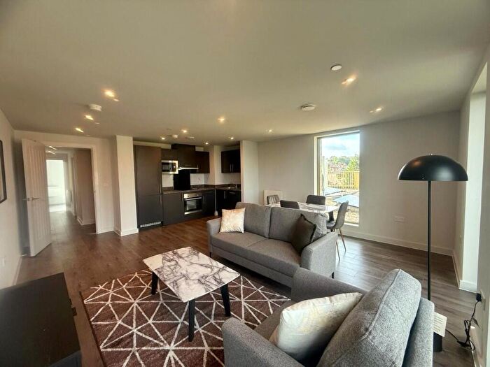 2 Bedroom Flat To Rent In Oxford Road, Luton, Bedfordshire, LU1