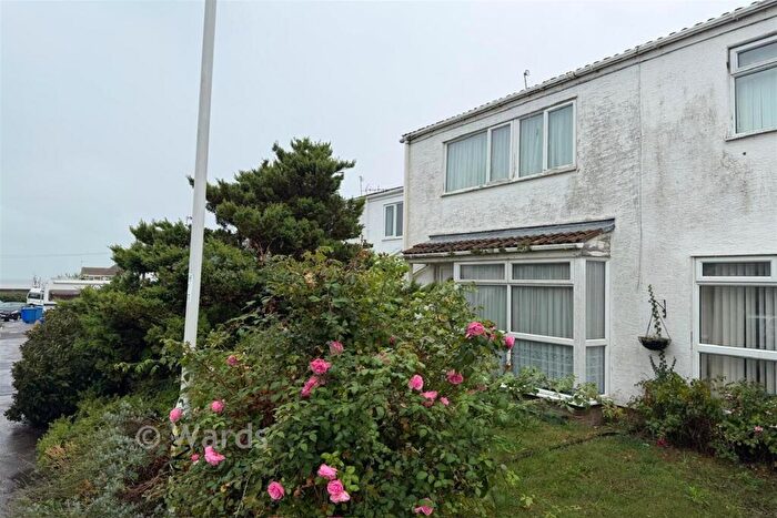 3 Bedroom Terraced House For Sale In Seasalter Close, Warden, Kent, ME12