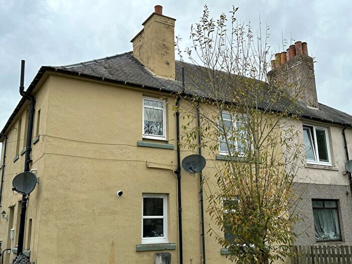 2 Bedroom Flat To Rent In Sunnybraes Terrace, Steelend, KY12