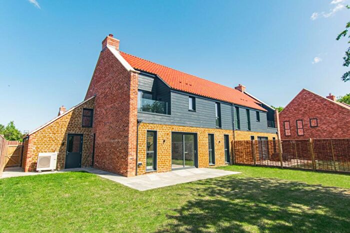 3 Bedroom Semi-Detached House For Sale In Open Event - Saturday Th July, PE36