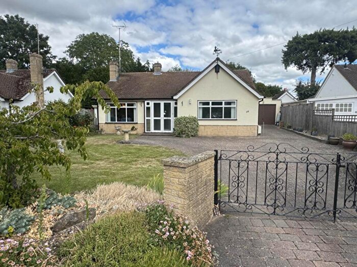 3 Bedroom Bungalow For Sale In Old London Road, Benson, OX10