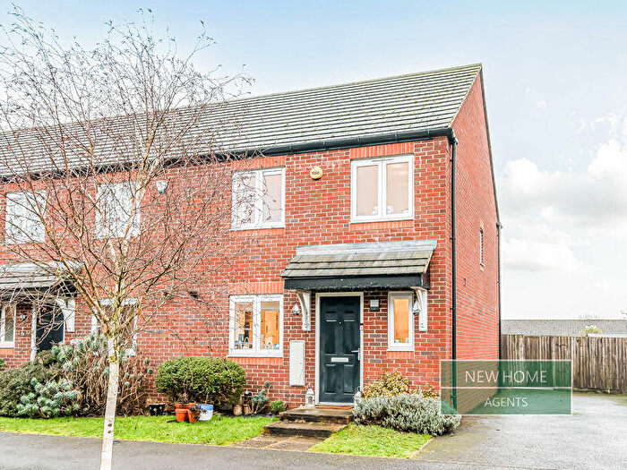 3 Bedroom End Of Terrace House For Sale In Dacey Drive, Upper Heyford, Bicester, OX25
