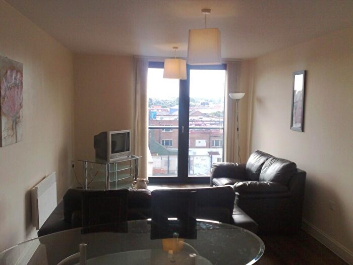 1 Bedroom Apartment To Rent In Southside, St Johns Walk, B5